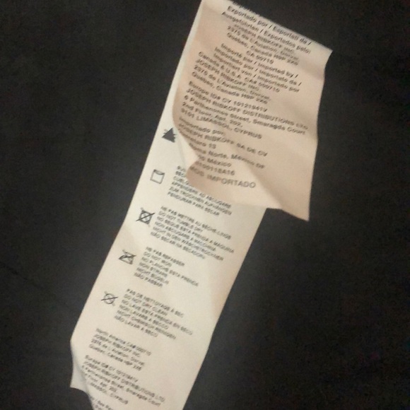 Vest - Picture 7 of 7